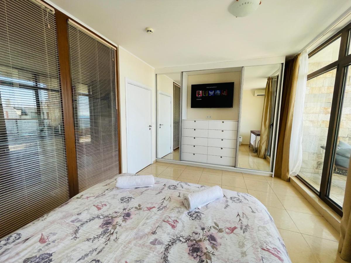 Dolce Vita Sea View Apartment Свети-Влас Экстерьер фото